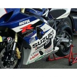 KIT FIXATION PARE-CARTER POUR GSXR600/750 2004-05