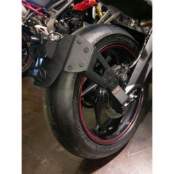 Support de plaque ACCESS DESIGN "ras de roue" noir Triumph Street Triple 800